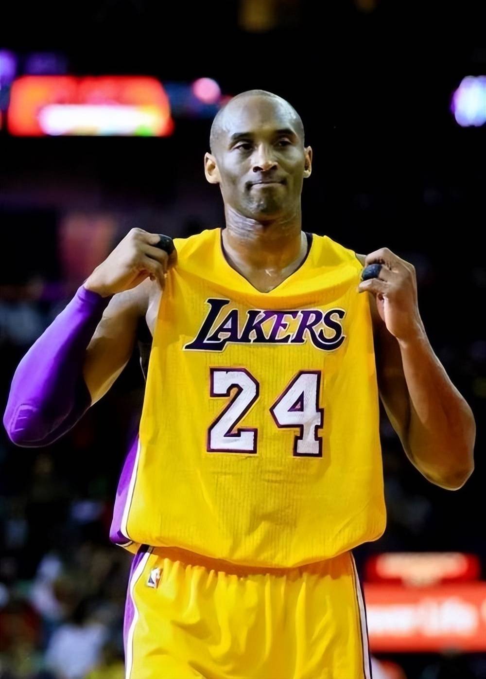 传奇怒喷萨拉赫：耻辱！1年2次开炮，难比梅罗+是利物浦成就了他（名宿痛斥萨拉赫：耻辱！一年两次开炮，难与梅罗比肩，是利物浦成就了他）