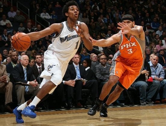 10场7胜，拜仁是击败卡塔尔财团时代巴黎次数并列最多的球队（拜仁10战7胜，对卡塔尔时代巴黎的胜场并列第一）