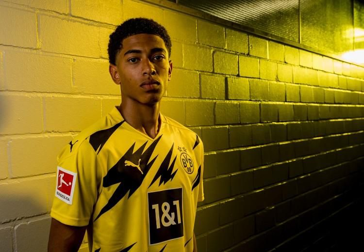 骑士内线组合压制对手（骑士内线双塔压倒对手）