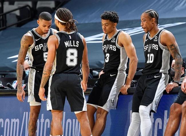 2025F1阿布扎比站勒克莱尔0.26秒最快起步，阿隆索5秒破200公里（2025 F1阿布扎比站：勒克莱尔0.26秒神速起步，阿隆索5秒破200公里／时）