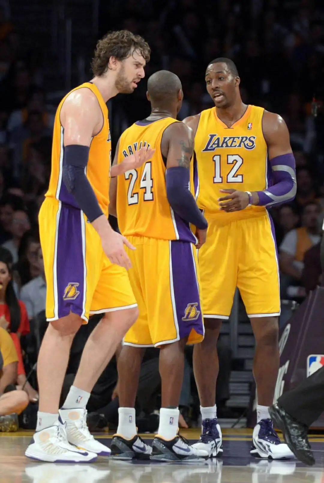 记者：国米签哈伊杜克18岁中卫布拉尼米尔的交易已完成80%（记者：国米引进哈伊杜克18岁中卫布拉尼米尔进展已达80%）