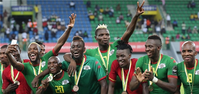 孔帕尼：定位球？我们有自己的优势，也会分析需要改进的地方（孔帕尼谈定位球：我们有优势，也会找出并改进短板）