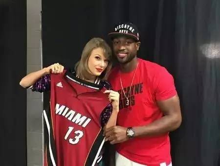 NBA杯战报：卡斯尔30分10板6助，马刺132-119击败湖人（季中赛战报：卡斯尔轰30+10+6，马刺132-119力克湖人）