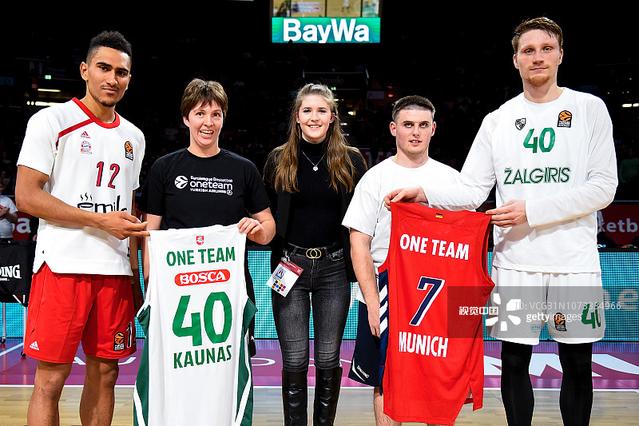 半场战报：乌迪内斯0-0博洛尼亚（半场快讯：乌迪内斯与博洛尼亚0-0暂时战平）